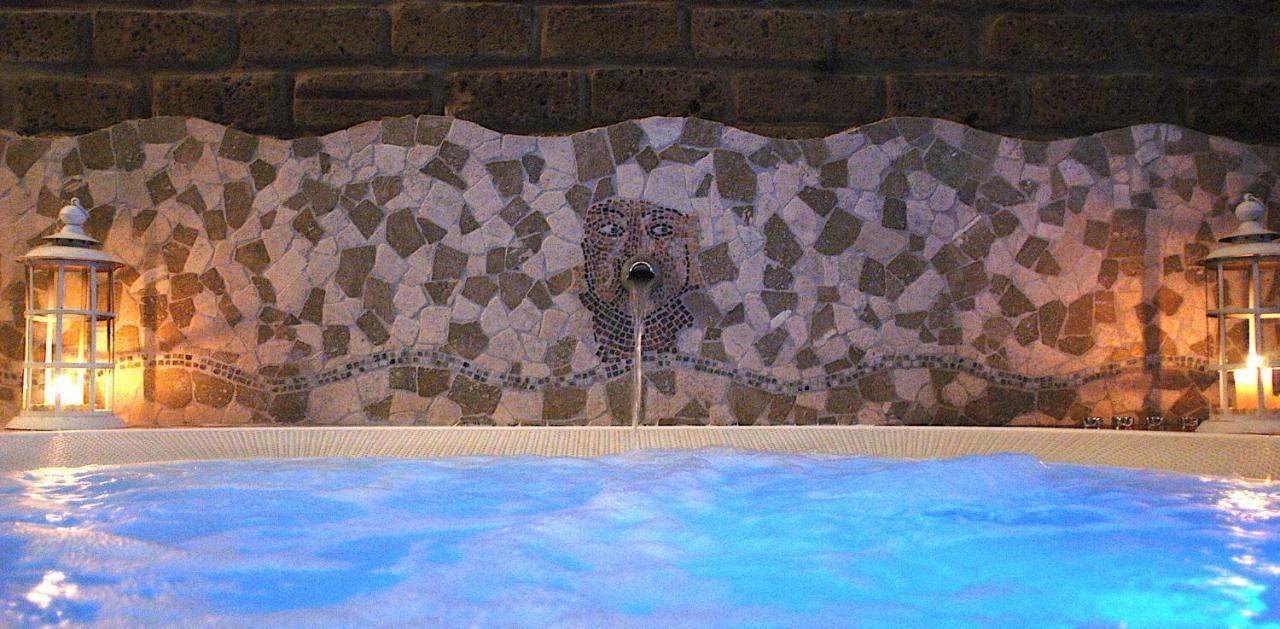 Hotel Villa Clementina Браччано Экстерьер фото